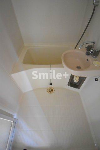 バス・シャワールーム　お風呂です