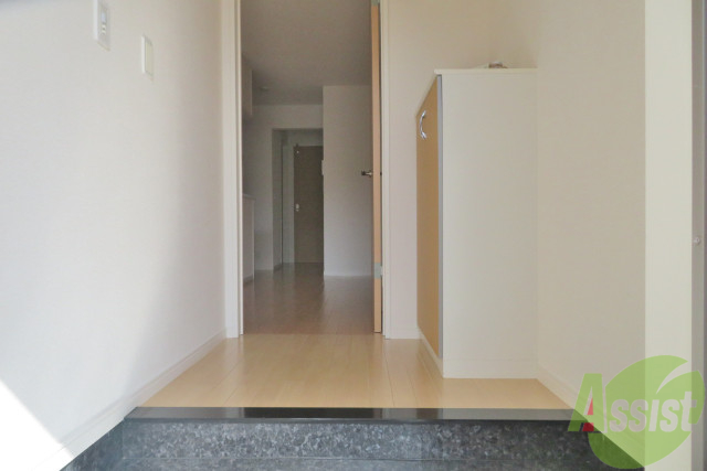 玄関　玄関から撮影しました。玄関の広さが伝わりますか？