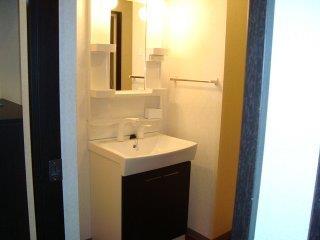 洗面設備　洗髪洗面化粧台