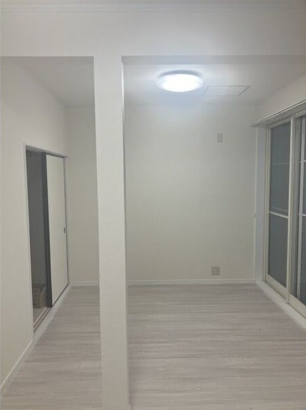 居室・リビング　図面と現状に相違がある場合には現状を優先