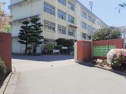 中学校　梅林中学校（中学校）まで1190m