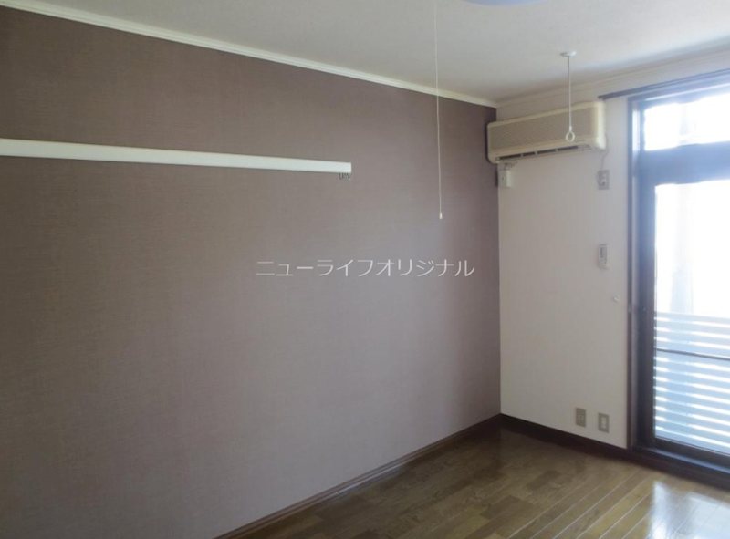 居室・リビング　6帖の洋室でゆったりと寛げます