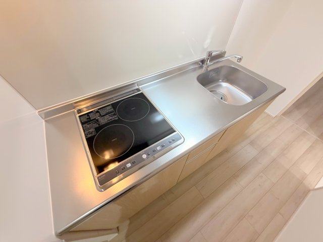 キッチン　ＩＨコンロなのでお掃除らくらく