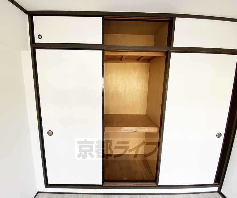 収納　他にも収納スペース有り