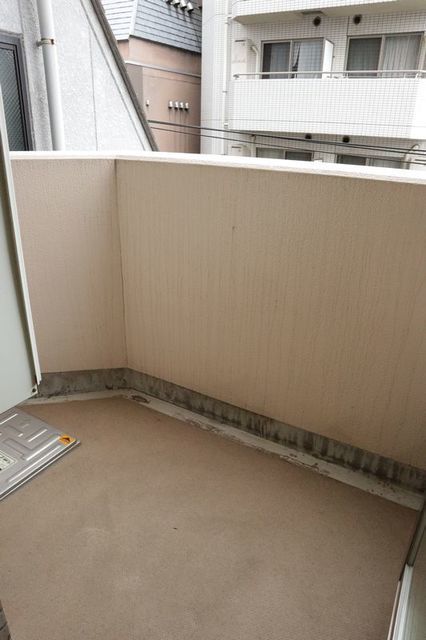 バルコニー　落ち着いた時間を過ごせるバルコニーです