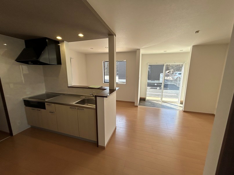 居室・リビング　※参考写真[反転タイプ]