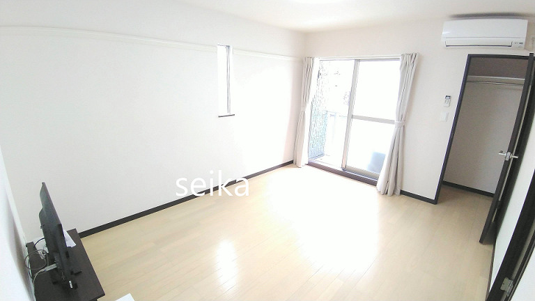 居室・リビング　同タイプの為実際とは異なる場合がございます