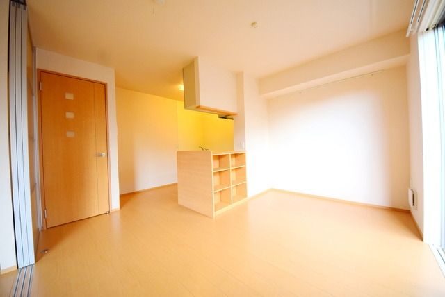 居室・リビング　★★広く使えるリビング★★