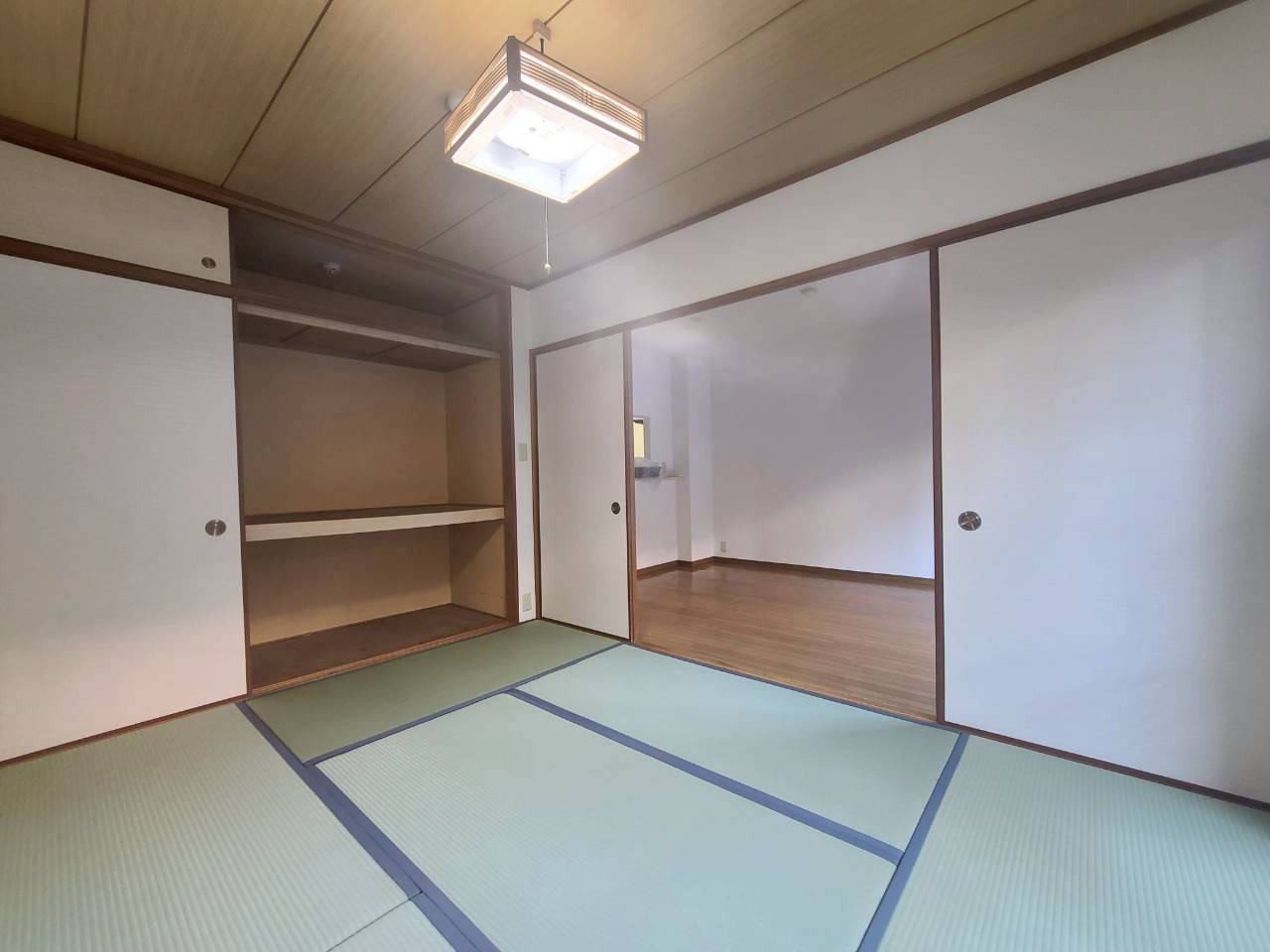 グレーシィ須磨アルテピアの内装写真