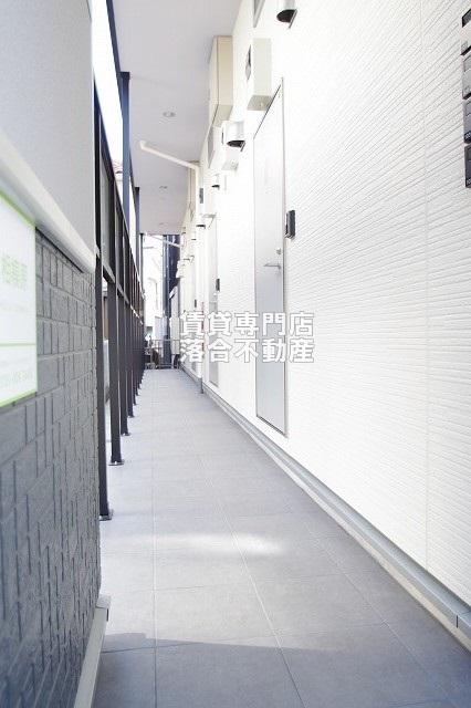 エントランス　清潔なエントランス