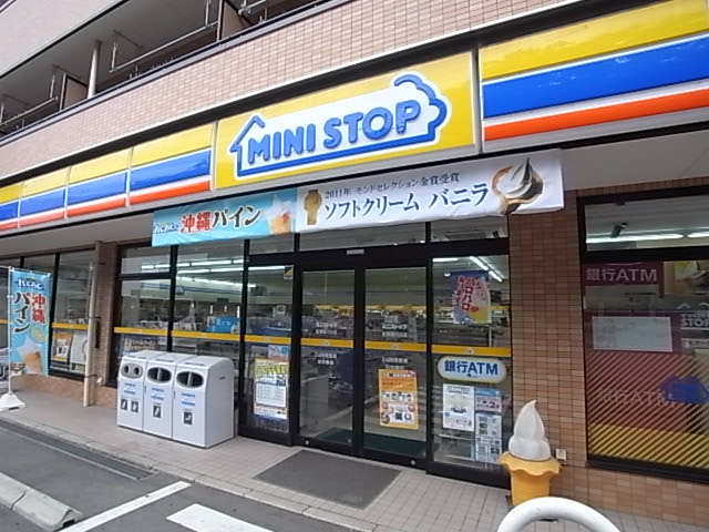 コンビニ　ミニストップ 前原東３丁目店（コンビニ）まで633m