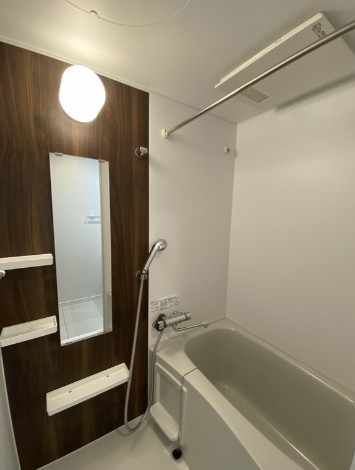 バス・シャワールーム　風呂