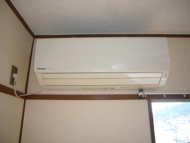 その他設備　３１号　エアコン１基