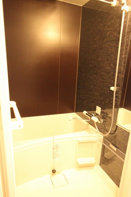 バス・シャワールーム　同物件別号室