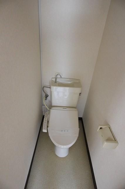 トイレ　落ち着いたトイレです