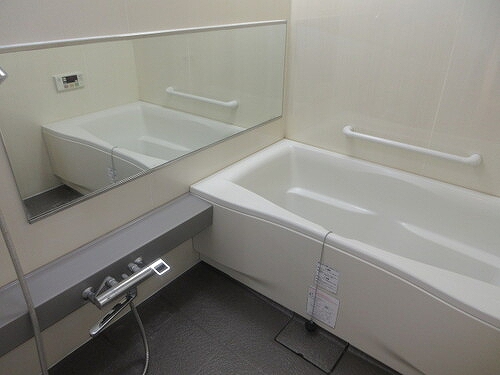 バス・シャワールーム　浴室