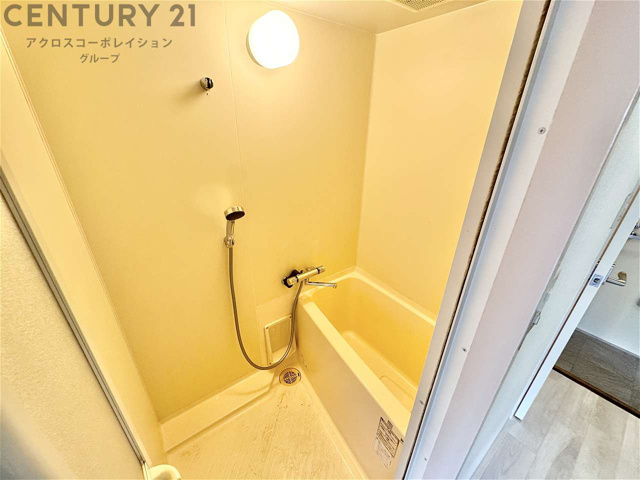 バス・シャワールーム　落ち着く空間のバスルーム♪