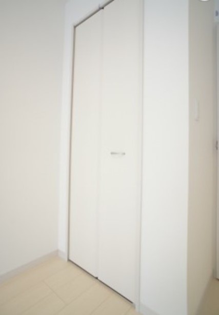 居室・リビング　別部屋参考写真となります