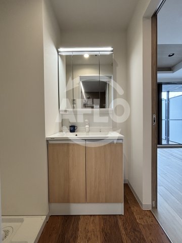 洗面設備　オルグ上町　独立洗面台