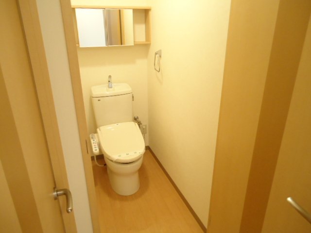 トイレ　シャワー付トイレ