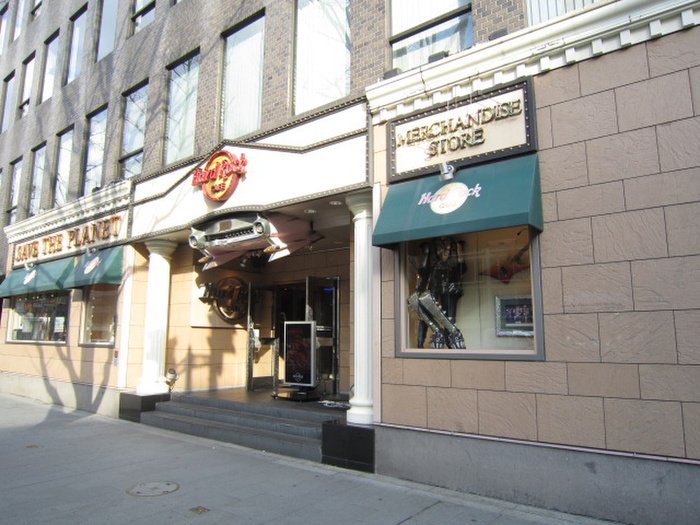 飲食店　ハードロックカフェ（飲食店）まで450m