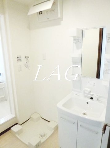 洗面設備　洗面台です。