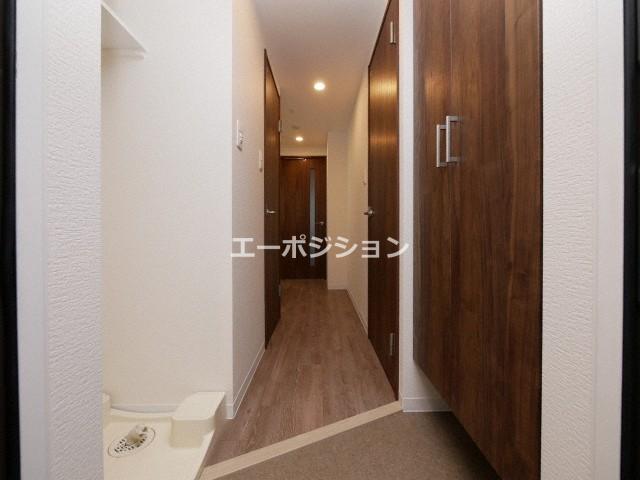 玄関　フォーリアライズ難波シエロ