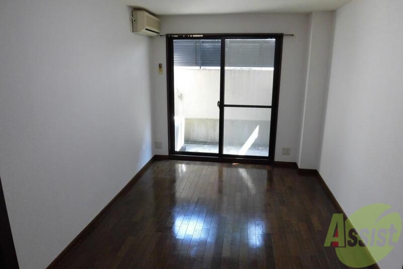 その他部屋・スペース　ナチュラルカラーの綺麗なフローリングです。