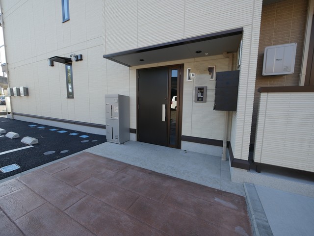 エントランス　★綺麗なエントランスですね★