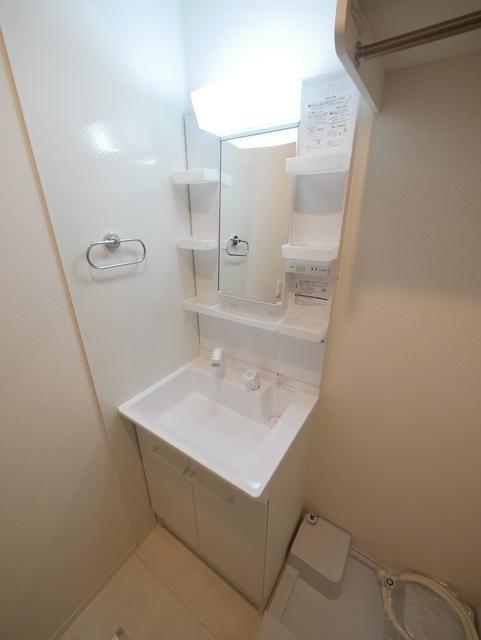 洗面設備　★人気の独立洗髪洗面化粧台で朝の準備にも便利ですね★