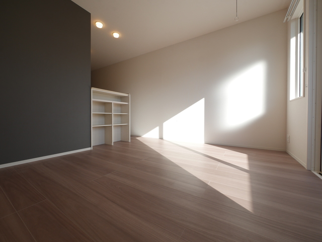 居室・リビング　★フローリングの綺麗なリビングルームですね★