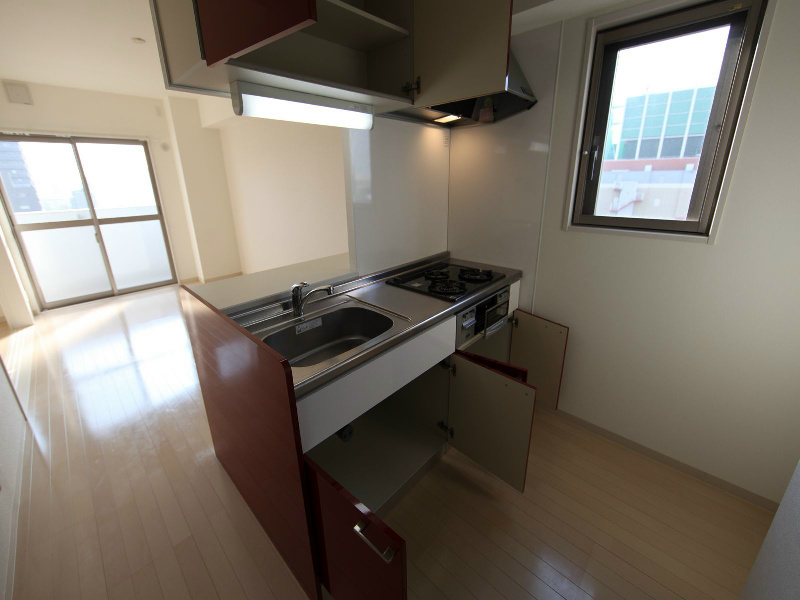 キッチン　システムキッチン（ガス3口・グリル付）カウンターキッチン