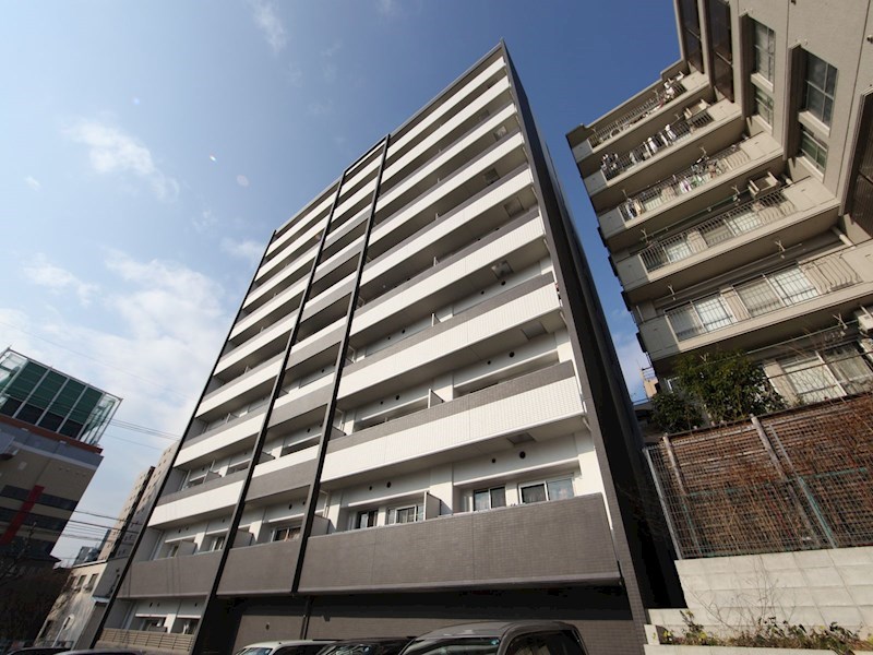 建物外観　外観　オートロック付　防犯カメラ付　南向きバルコニー