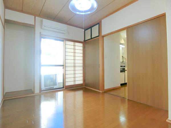 居室・リビング　写真は別のお部屋のイメージです