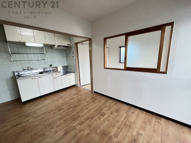 居室・リビング　採光あり明るいダイニング♪