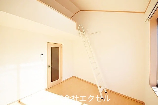 居室・リビング　（同タイプイメージです）