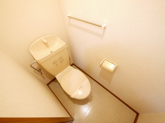 トイレ　ゆったりとした空間のトイレです