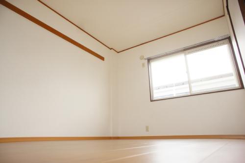 その他　個人の部屋や寝室として使える洋室です