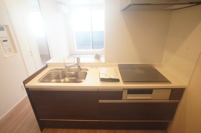 キッチン　完成前の為一部建築資材等が写っている可能性がございます。