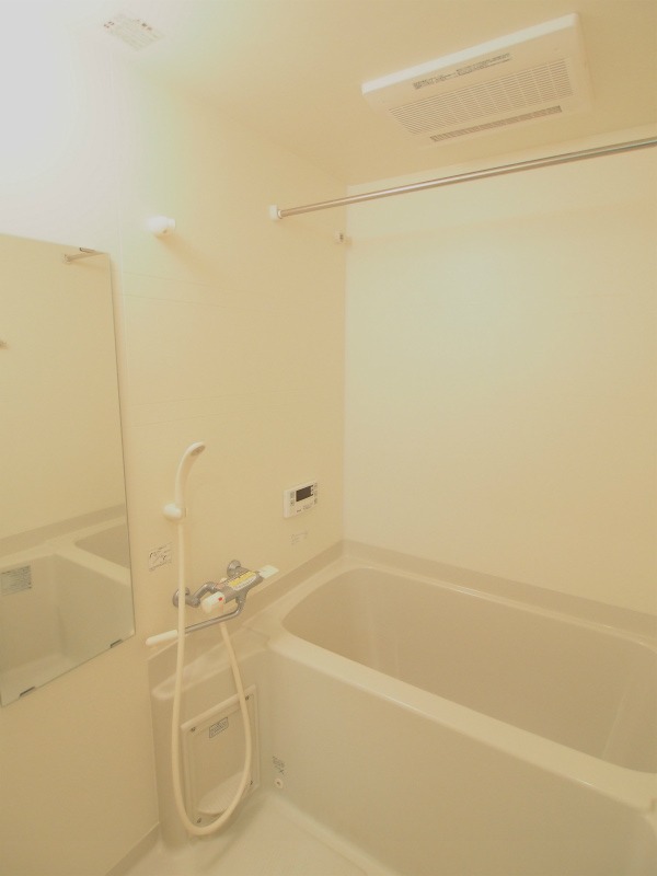 バス・シャワールーム　※反転タイプのお部屋