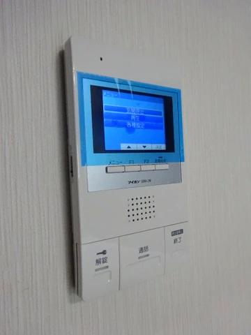 セキュリティ　モニター付きインターホン完備