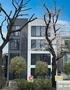 建物外観　直線的でスタイリッシュな外観