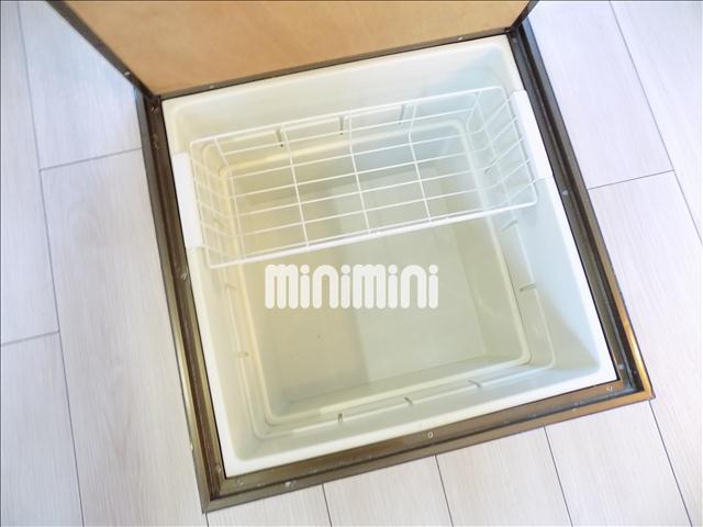その他設備　床下収納