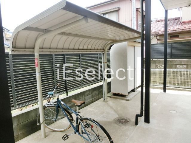 駐車場　敷地内駐輪場