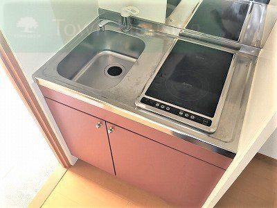 キッチン　２口電気コンロはラジエントヒーターです