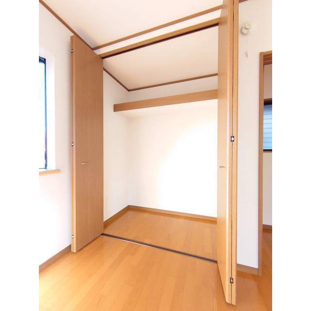 収納　※入居中のため、前回募集時の写真です。