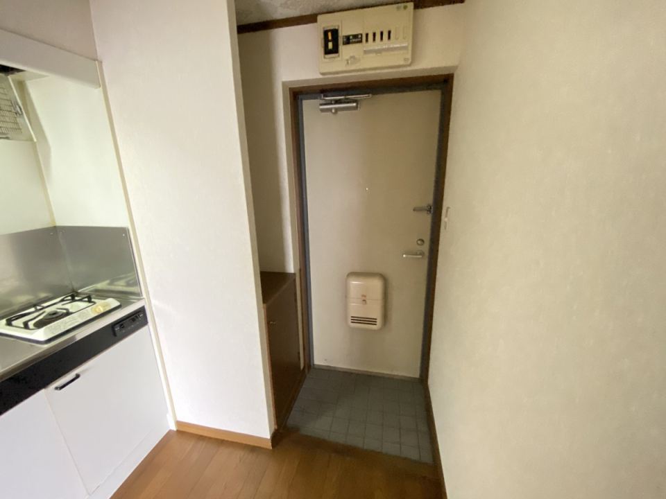 玄関　靴箱があり玄関の整理整頓に繋げられます☆
