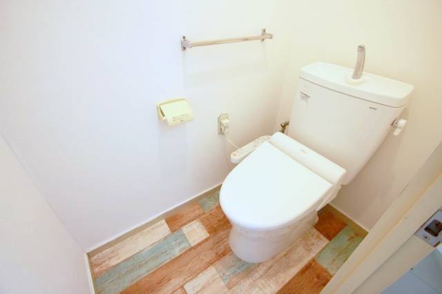 トイレ　同建物の写真です※現状を優先致します。