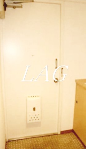 玄関　玄関です。