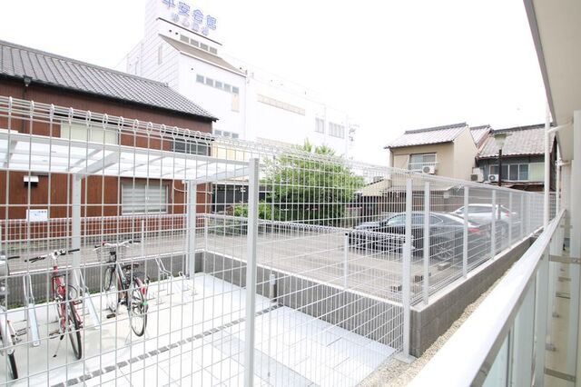 眺望　※反転タイプの違うお部屋の参考写真です。